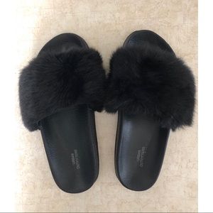 Black Furry Slide On’s